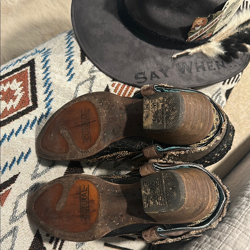 Corral Black and Brown Embroidered Ankle Boots - Picture 12 of 13
